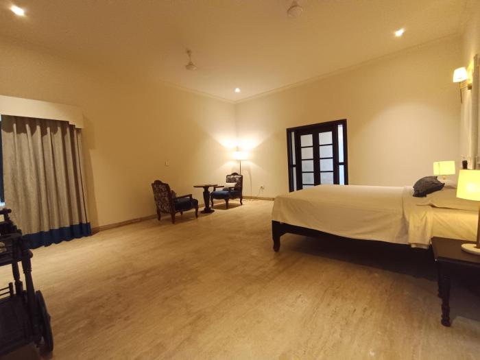 balaram palace resort