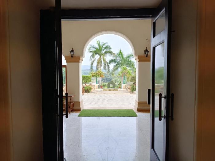 balaram palace resort