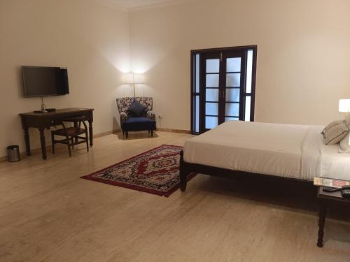 balaram palace resort