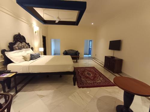 balaram palace resort
