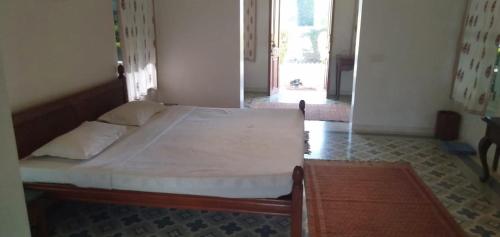 balaram palace resort