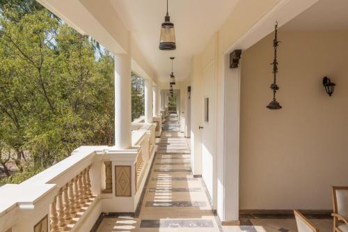 balaram palace resort