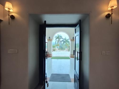 balaram palace resort