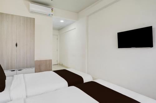 Super Hotel O Ksr Bengaluru City Junction Formerly Gurudev Residency,,3 star