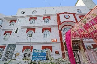 super hotel o raas near hira sweet