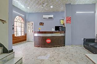 super hotel o raas near hira sweet