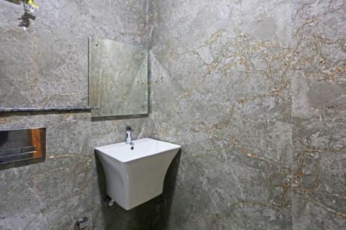 hotel nova inn near delhi airport