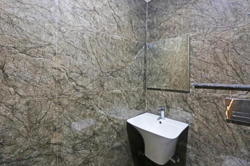 hotel nova inn near delhi airport