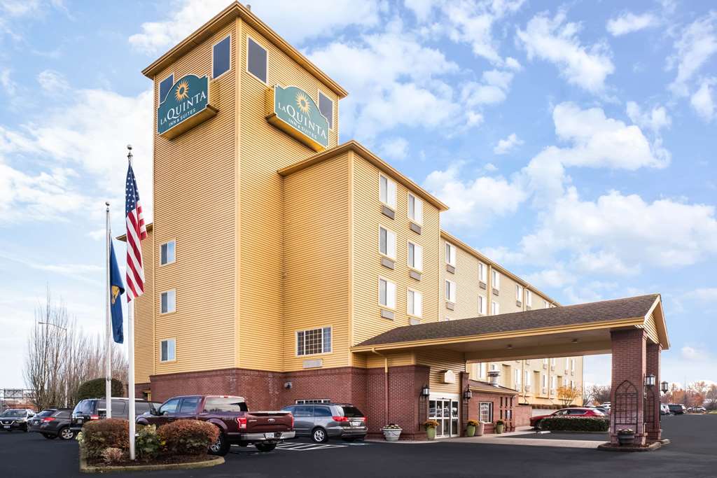 la quinta inn and suites by wyndham portland airport