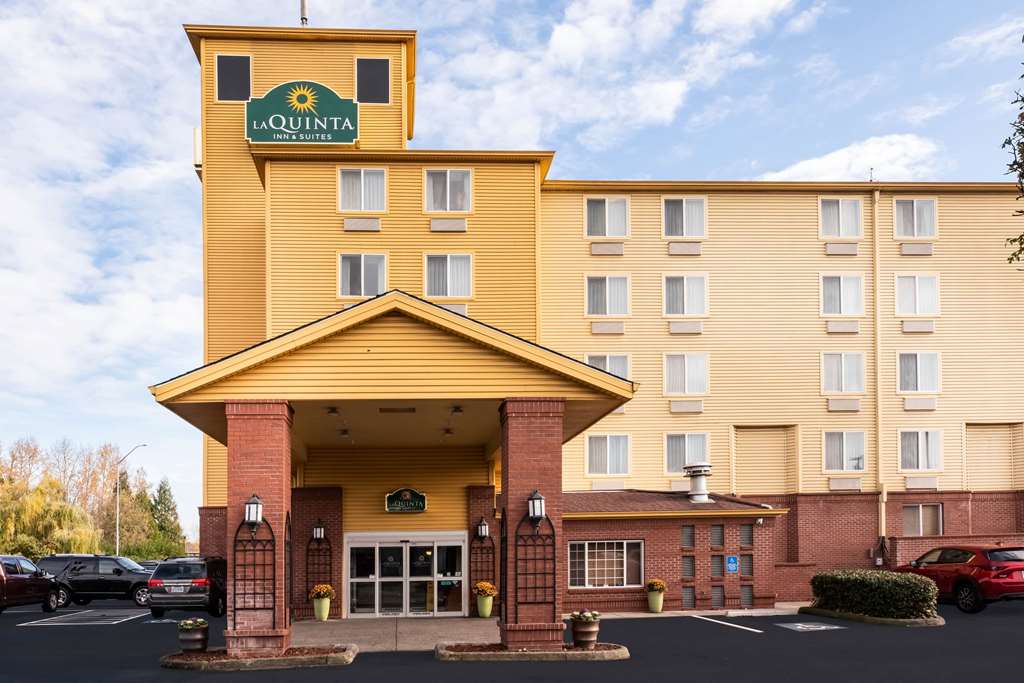 la quinta inn and suites by wyndham portland airport
