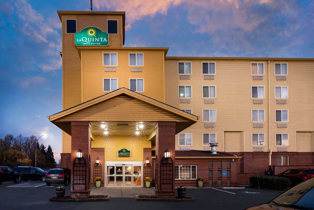 la quinta inn and suites by wyndham portland airport