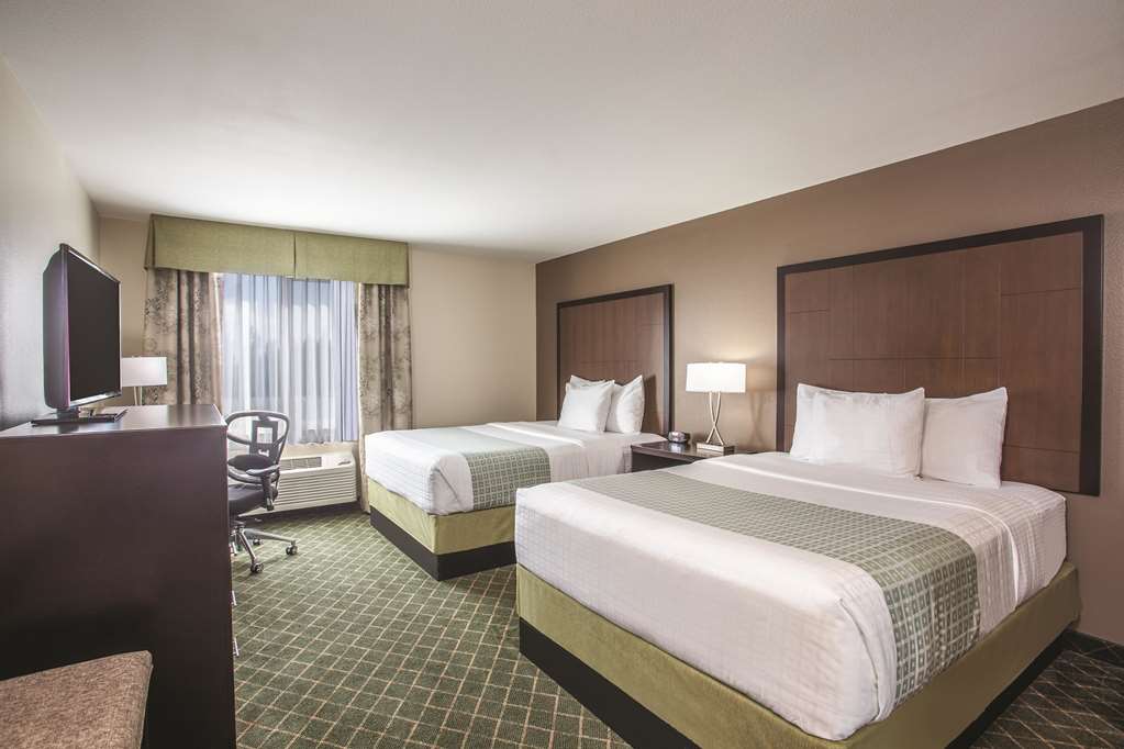 la quinta inn and suites by wyndham portland airport
