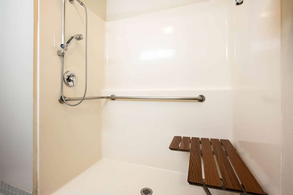 la quinta inn and suites by wyndham portland airport