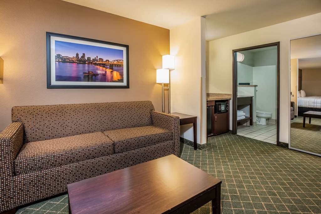 la quinta inn and suites by wyndham portland airport