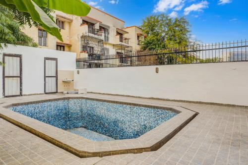 super townhouse mayfield garden nearby golf course road