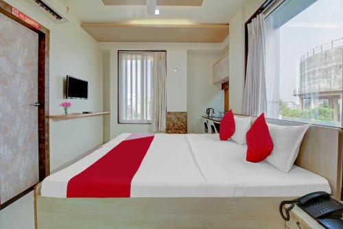 super hotel o happy homely stay near pune airport