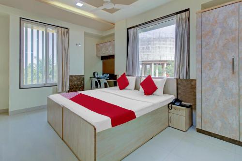 super hotel o happy homely stay near pune airport