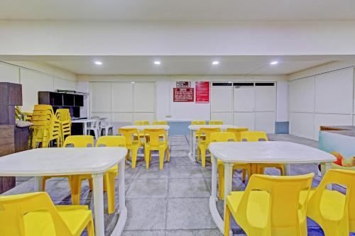 super hotel o happy homely stay near pune airport