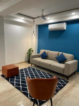 Flxho Uno- Premium Private Room- Golf Course Road,,4 star