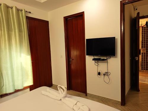 sapphire home stay nizamuddin railway station