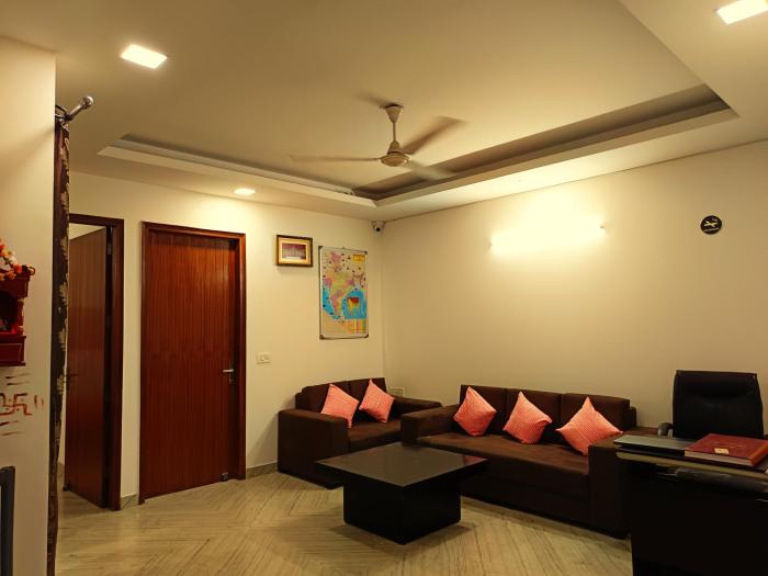 sapphire home stay nizamuddin railway station