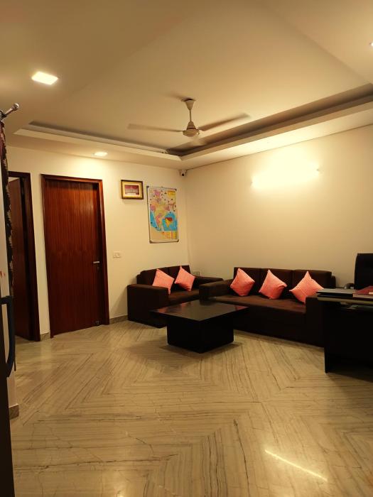 sapphire home stay nizamuddin railway station