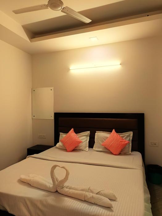 sapphire home stay nizamuddin railway station