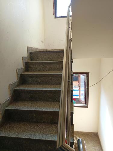 sapphire home stay nizamuddin railway station