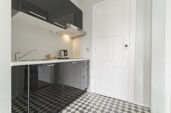 olala cosme apartments