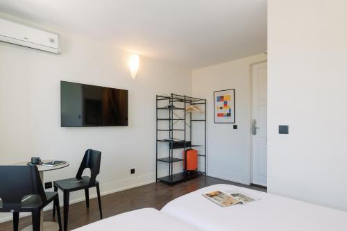 olala cosme apartments
