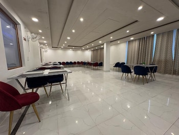 Hotel Avg Palace,,3 star