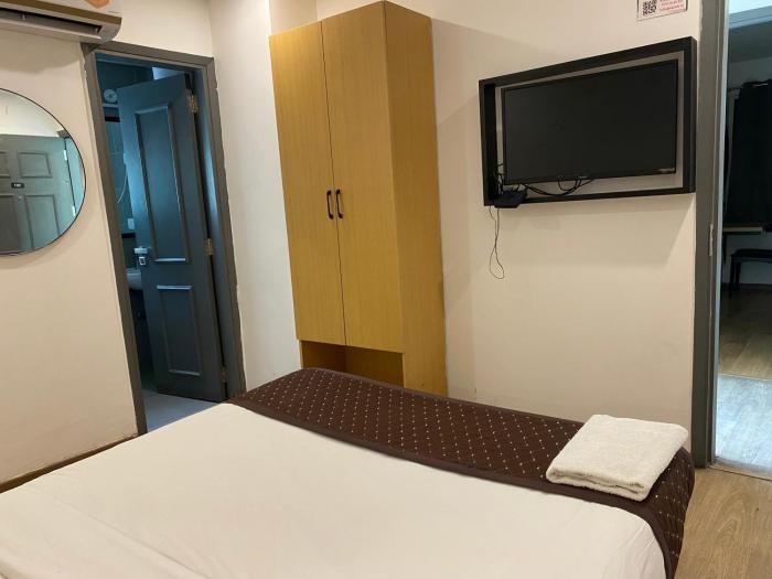 qotel comfort ip residency east delhi preet vihar