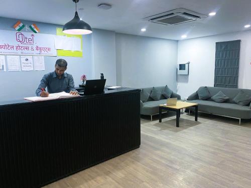 qotel comfort ip residency east delhi preet vihar
