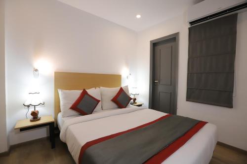qotel comfort ip residency east delhi preet vihar