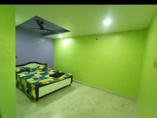 swami om bhakt niwas resort