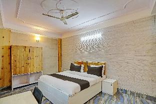 Super Sector 64 Umen Hotel Nearby Aadarsh Pariksha Kendra,,3 star