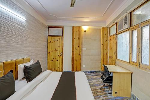 super sector 64 umen hotel nearby aadarsh pariksha kendra