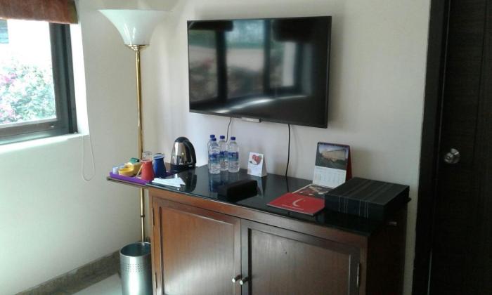 the lalit traveller khajuraho