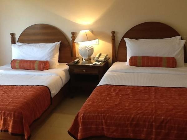 the lalit traveller khajuraho