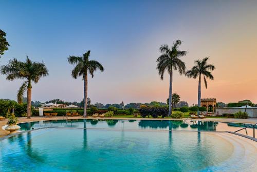 the lalit traveller khajuraho