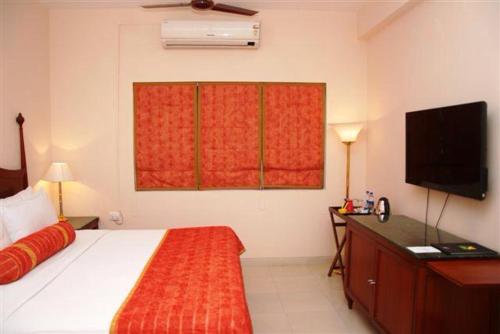 The Lalit Traveller Khajuraho,,3 star