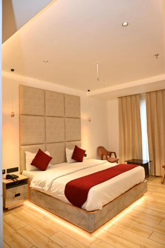 grace inn hotel dehradun