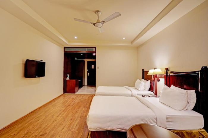 super townhouse oak hotel city mark gurgaon