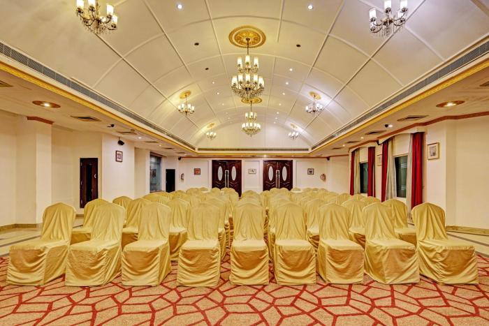 super townhouse oak hotel city mark gurgaon