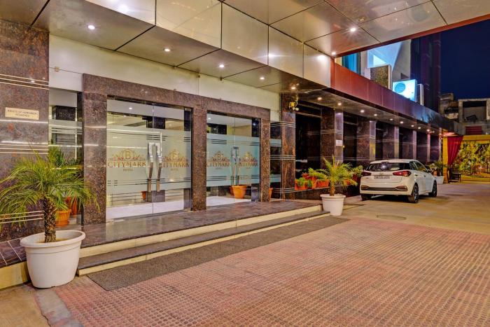 super townhouse oak hotel city mark gurgaon