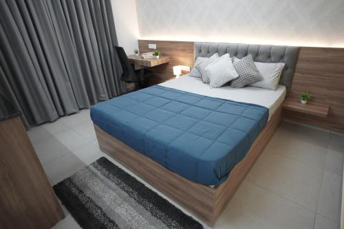 Yello Stays Itp,,5 star