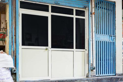 hotel o tilak hotel 24 sector 27 near by vinayak hospital gali no 6