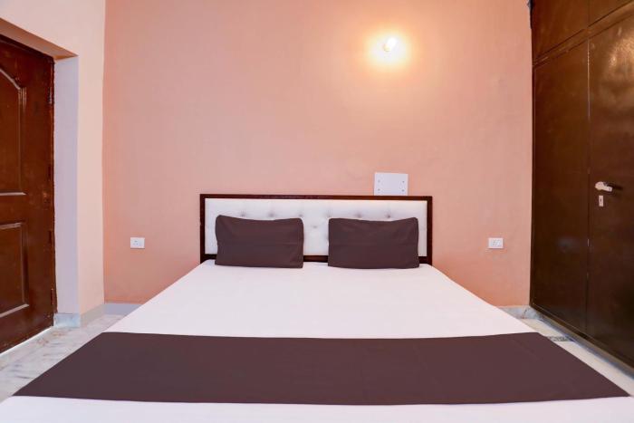 hotel o tilak hotel 24 sector 27 near by vinayak hospital gali no 6