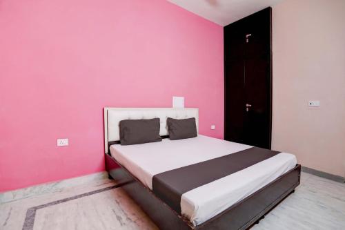 hotel o tilak hotel 24 sector 27 near by vinayak hospital gali no 6