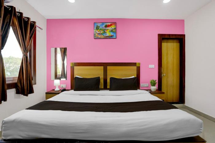 hotel o varanasi trade center formerly vairaghi villa